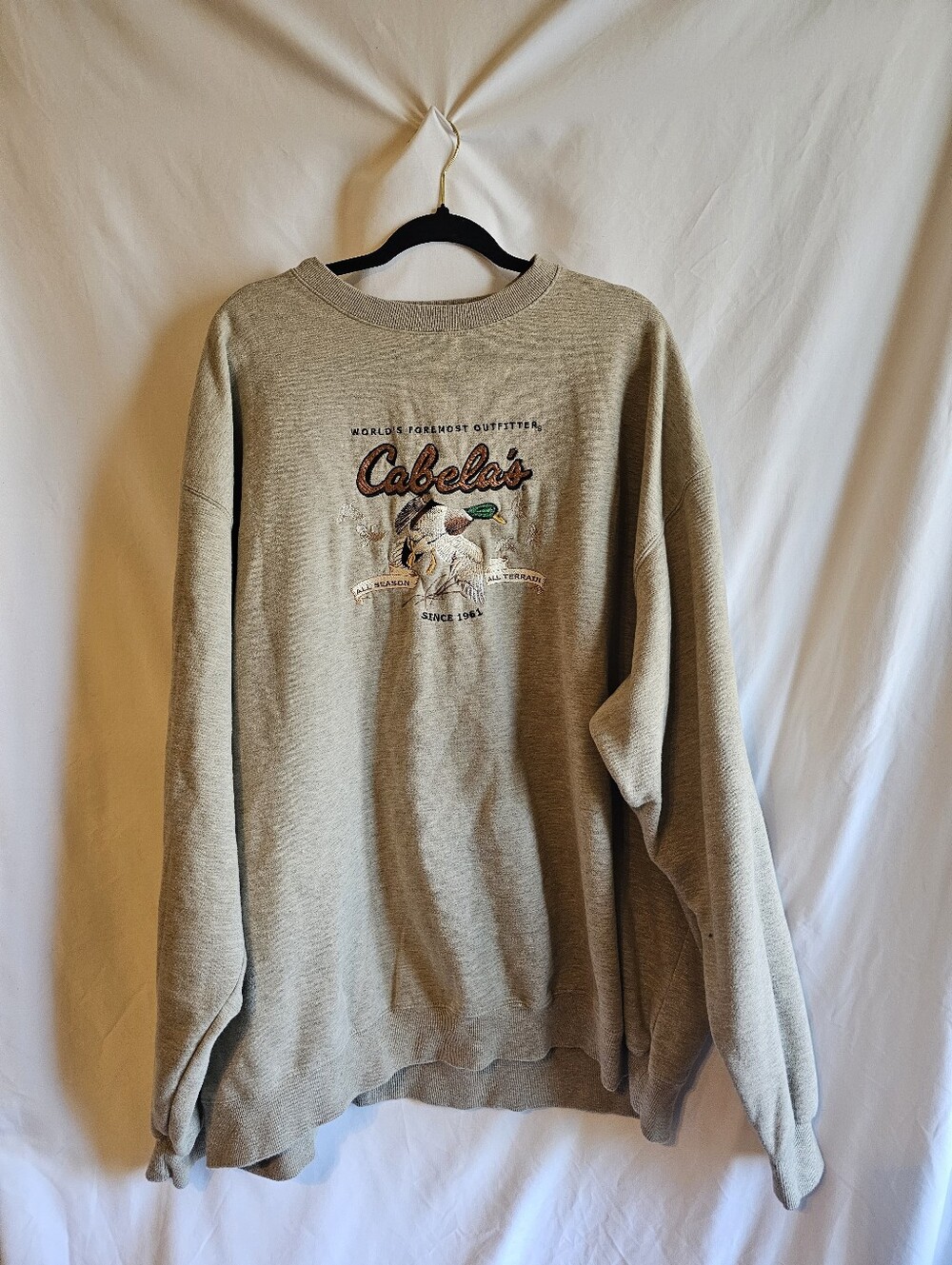 Cabela's Heather Gray Crewneck Sweater with Embroidered Mallard 3x - Picture 2 of 4